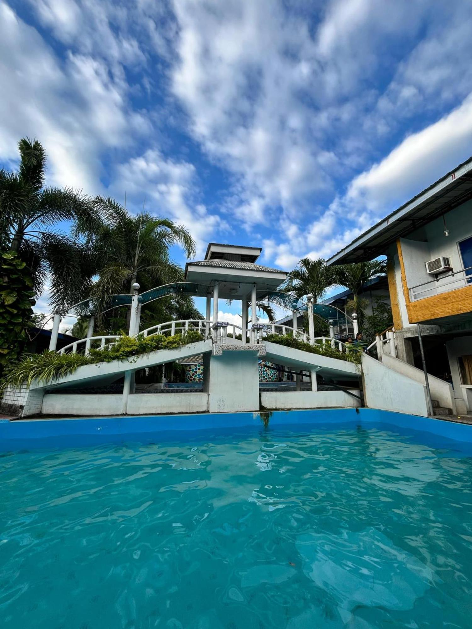 Isla Paraiso Resort-Hotel Sison Exteriér fotografie